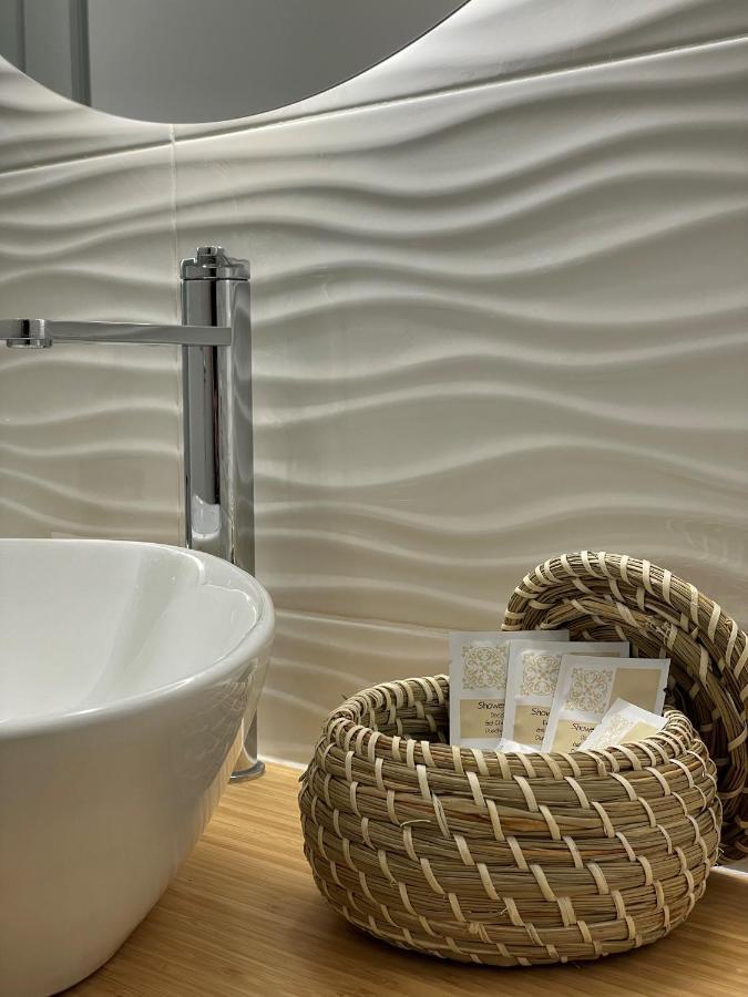 Exphome Novate Milanese Bagian luar foto