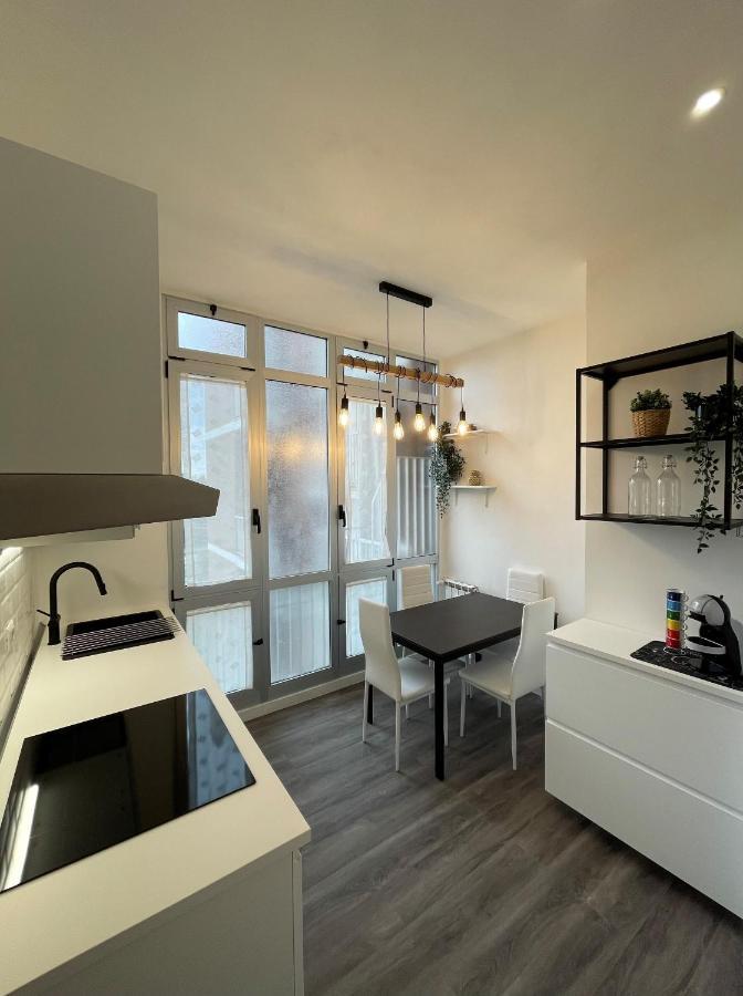 Exphome Novate Milanese Bagian luar foto